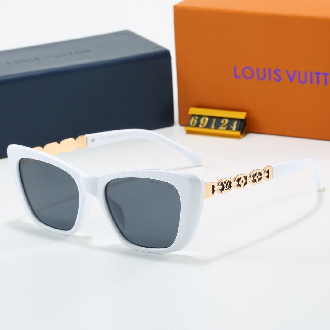 Louis vuitton Cat Eye Sunglasses with Metal Chain Detail (Model 69124) Cat-Eye