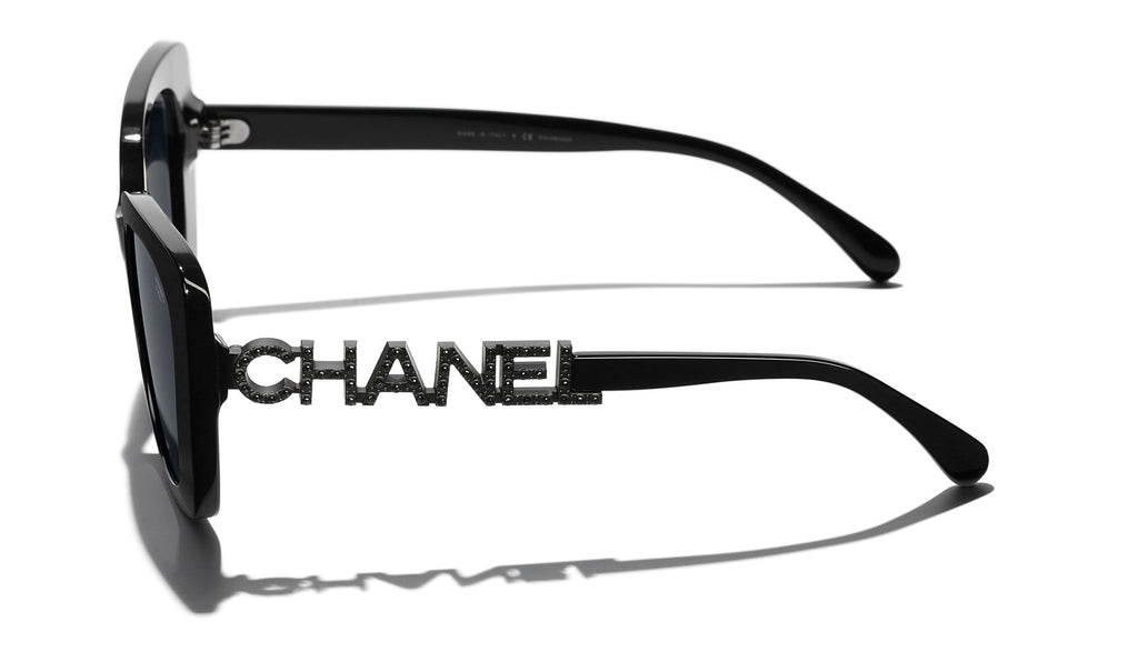 CHANEL 5422B Square