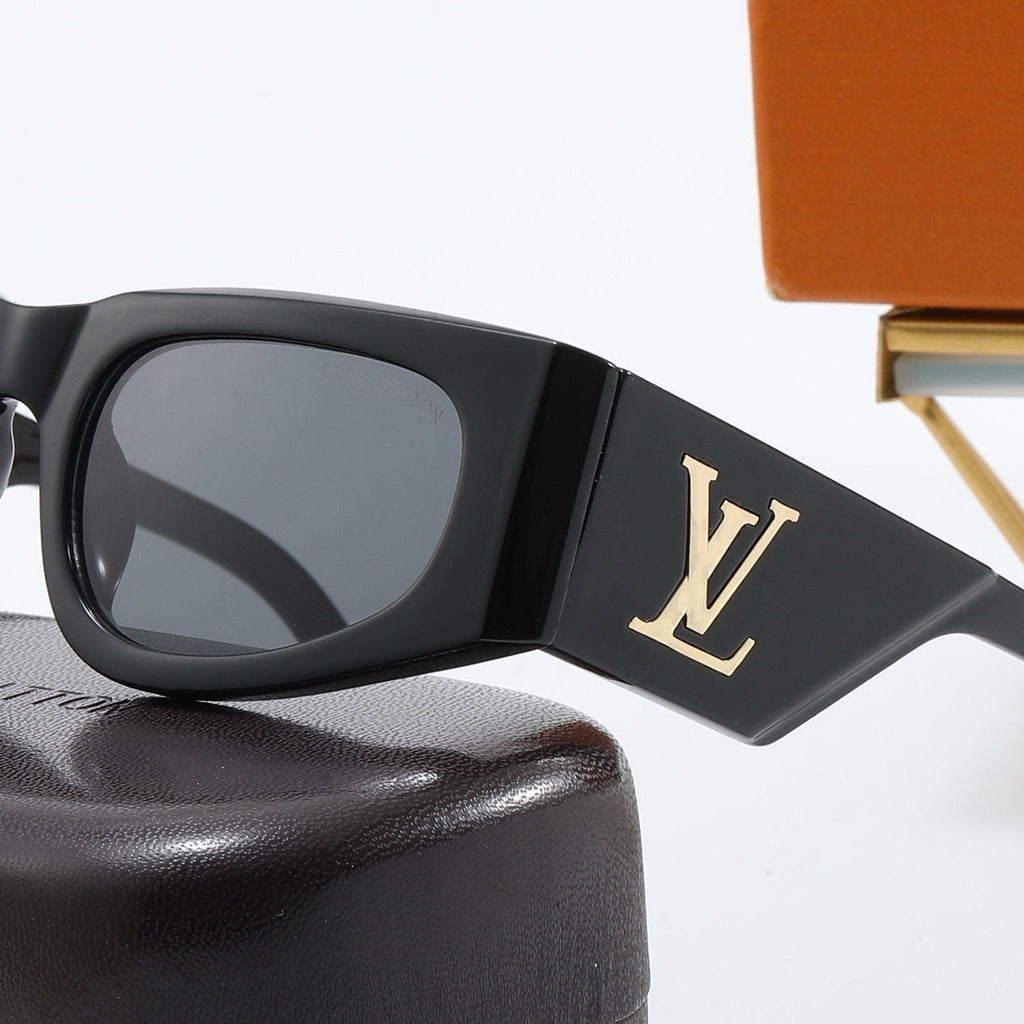 Louis vuitton Vintage Cat-Eye Bold Frame Sunglasses with Metal Detail (Model 4191) Cat-Eye